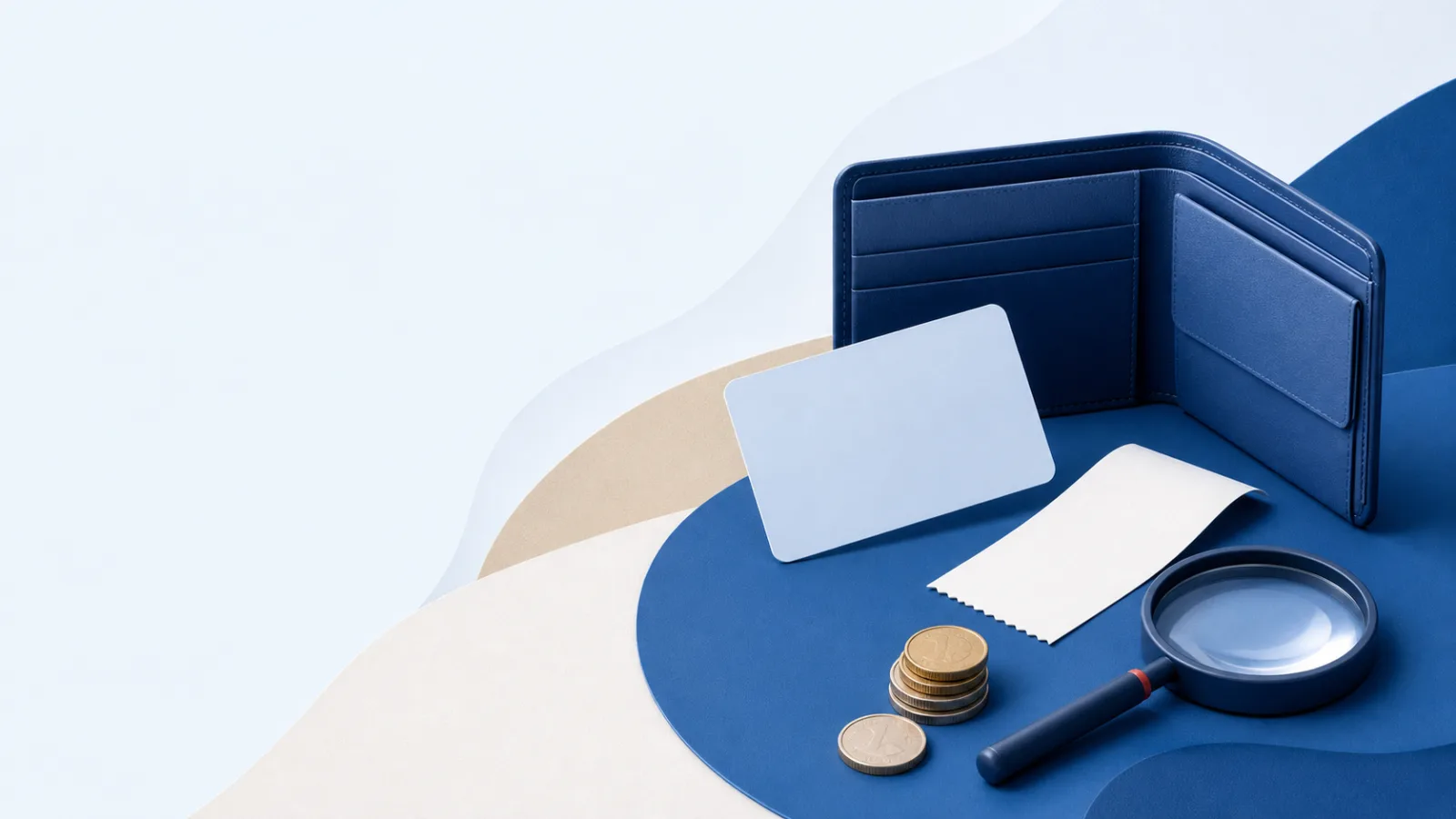 Portefeuille ouvert près d’une carte bancaire vierge, d’un reçu non imprimé, de pièces et d’une loupe.